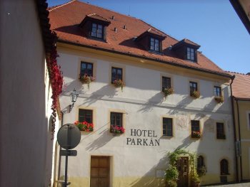 Hotel Parkán